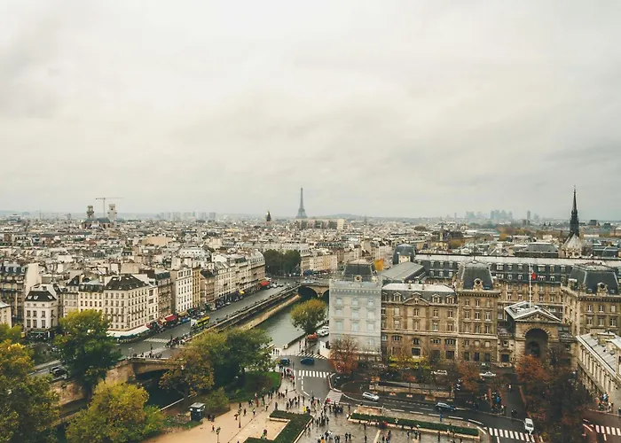 アパート Parisian Elegance Near The Louvre *